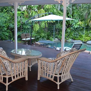 Bed & Breakfast South Pacific, Clifton Beach